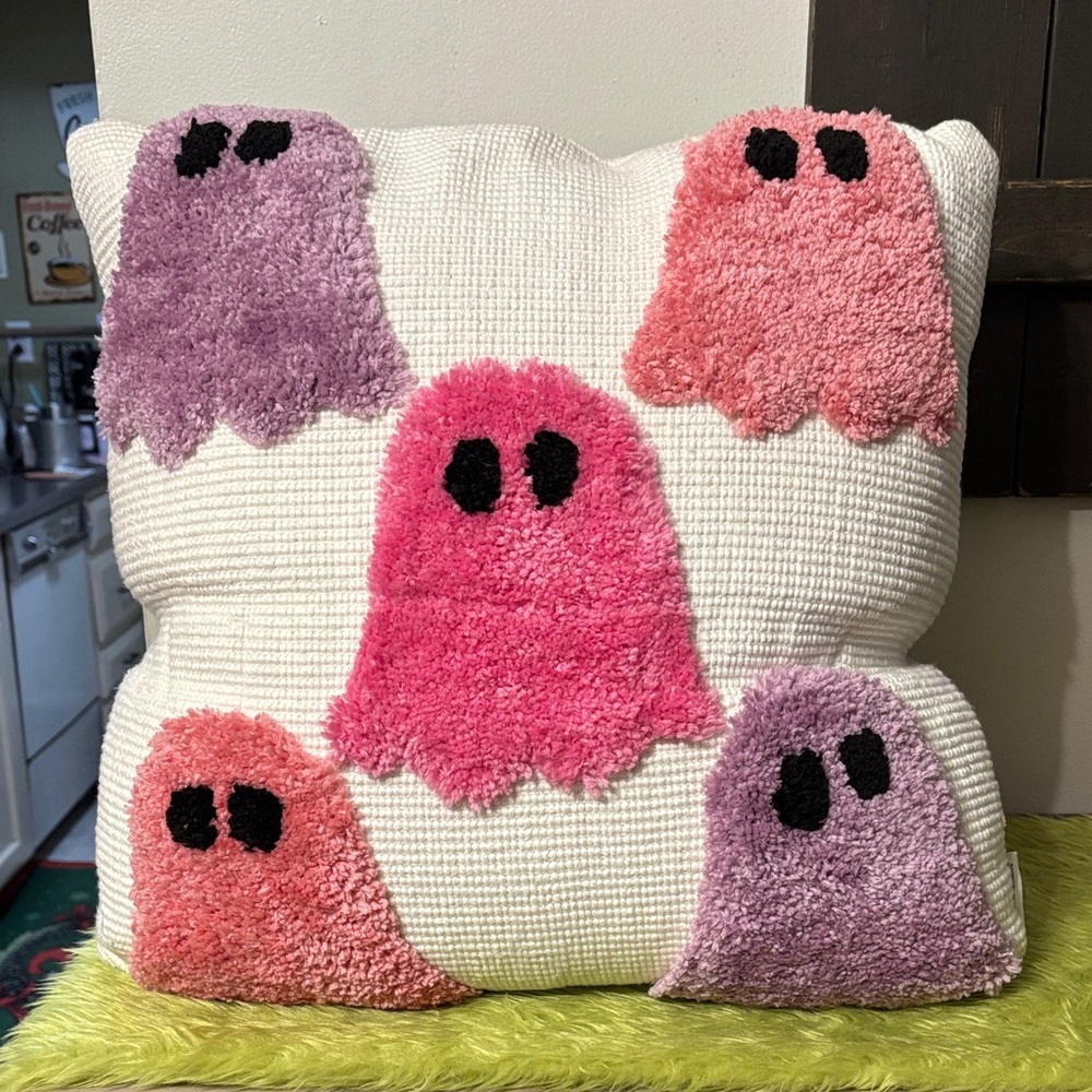 PRE OWNED CUPCAKES AND CASHMERE PINK PURPLE GHOSTS 20 X 20 PILLOW